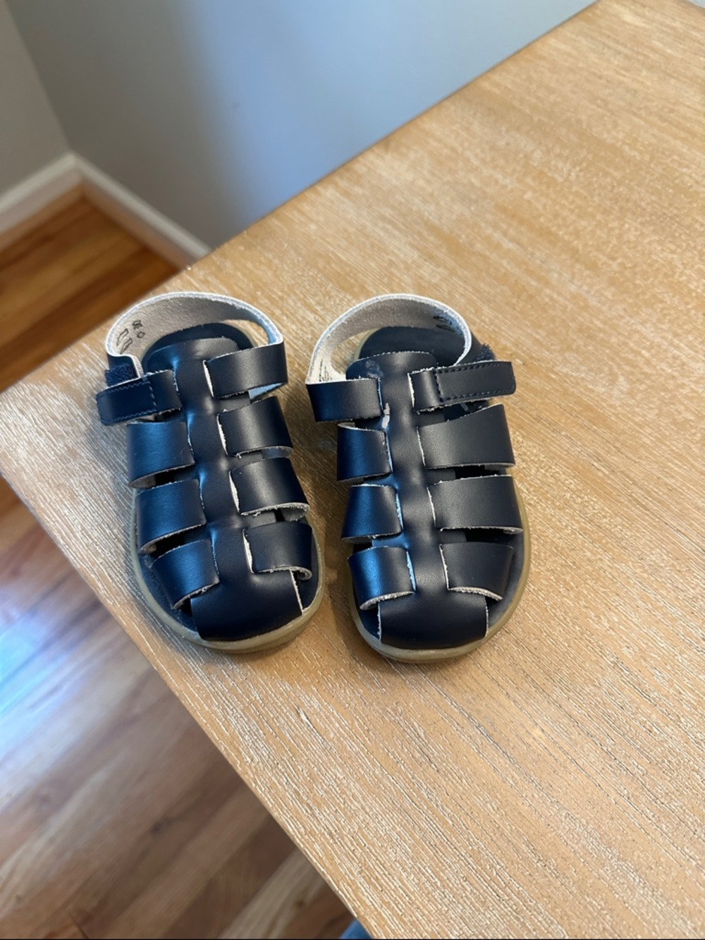 Footmates Children's Navy Blue Fisherman Sandals size 6 toddler